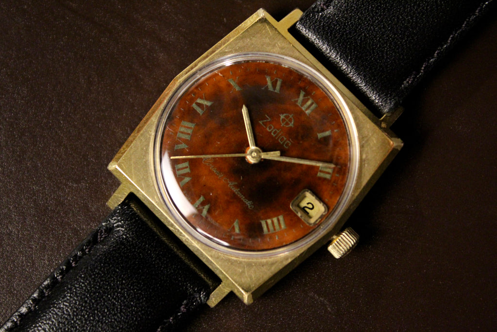 Zodiac Corsair, Ref. 732-822, Red Marble Dial Variant, circa 1970
