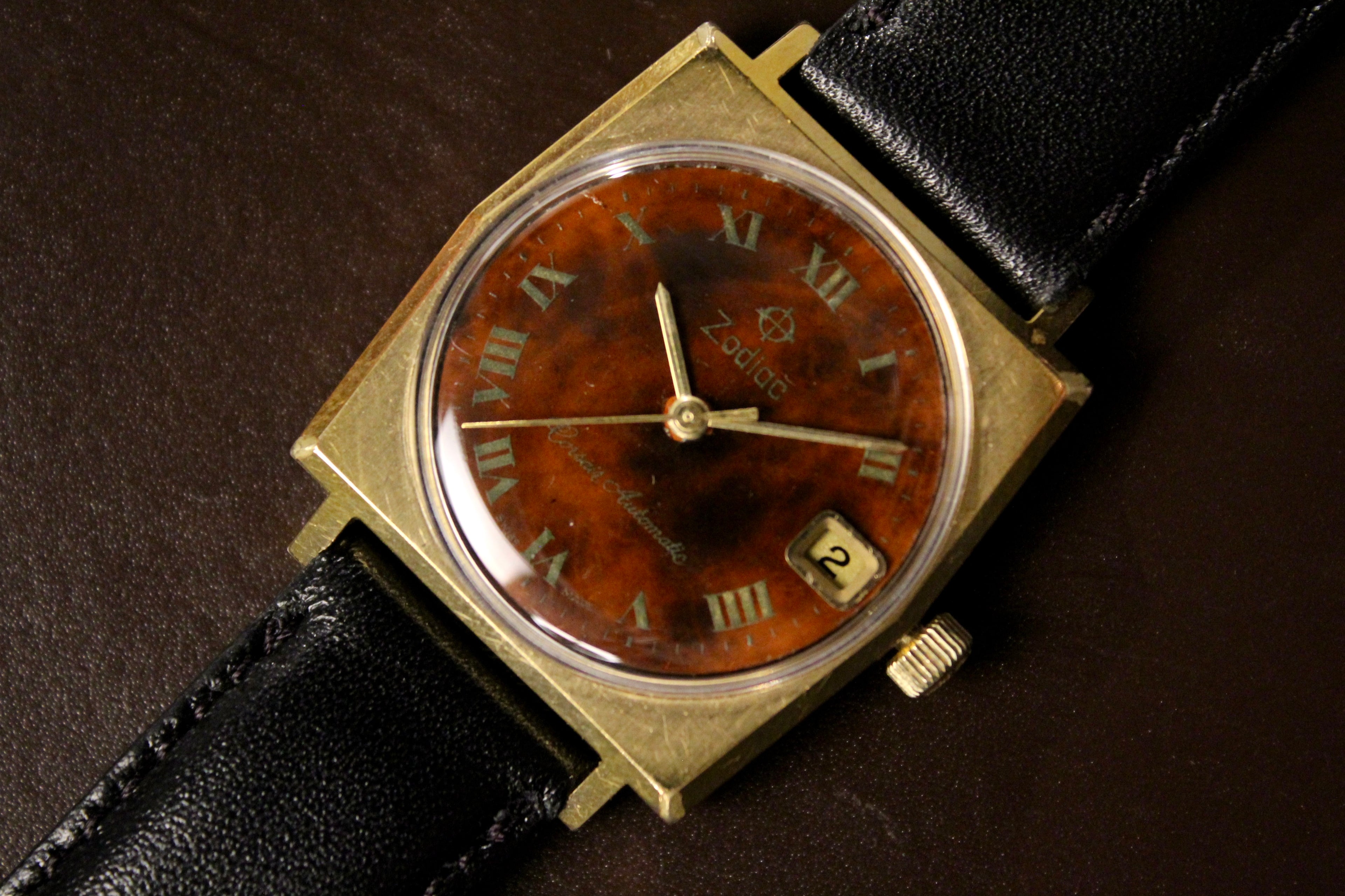 Zodiac Corsair, Ref. 732-822, Red Marble Dial Variant, circa 1970